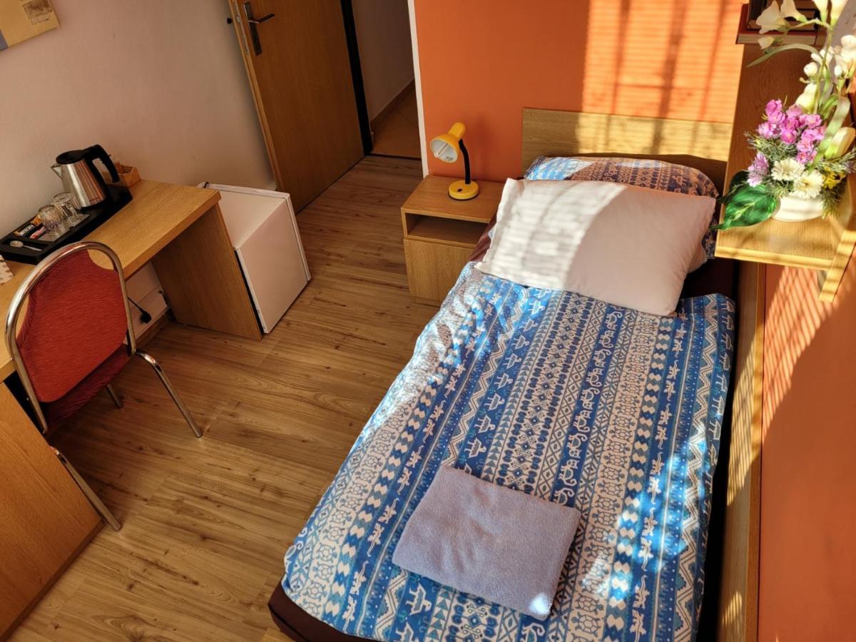 Hotel Gol Prostejov Ngoại thất bức ảnh