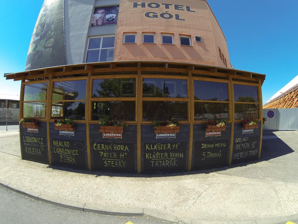 Hotel Gol Prostejov Ngoại thất bức ảnh