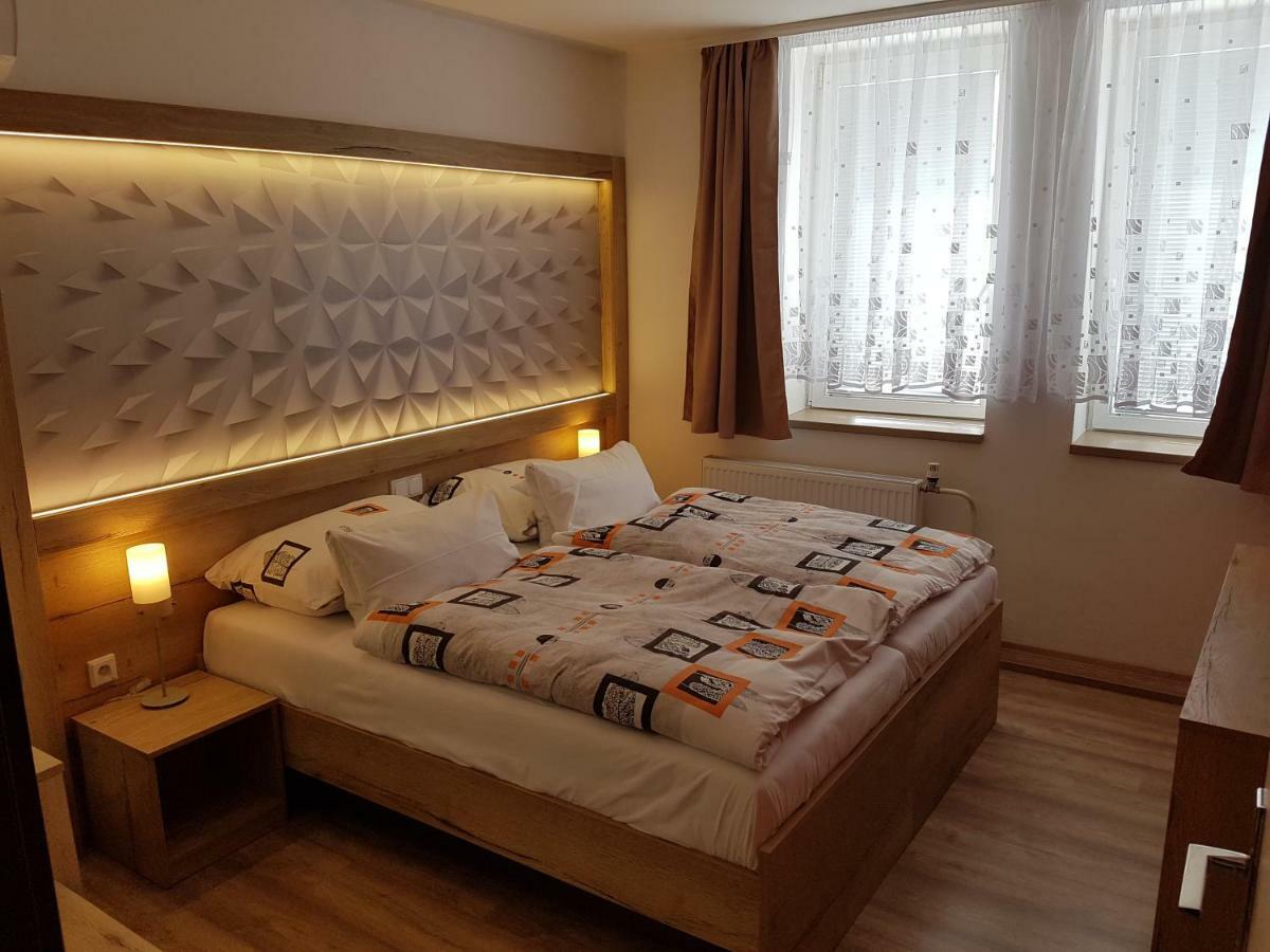 Hotel Gol Prostejov Ngoại thất bức ảnh